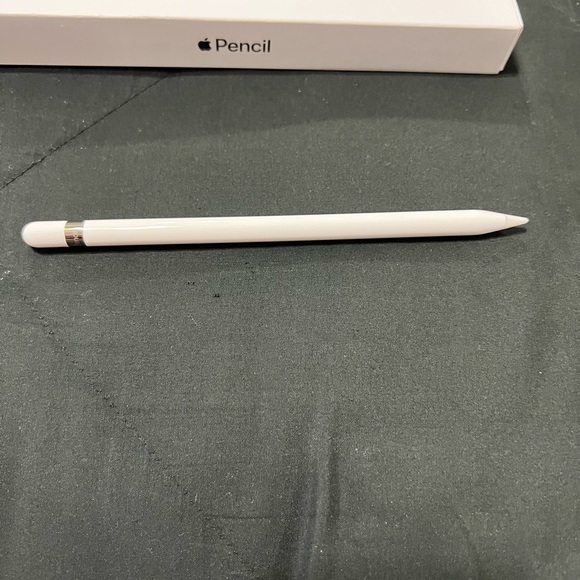 Apple Pencil first generation. - Picture 2 of 7
